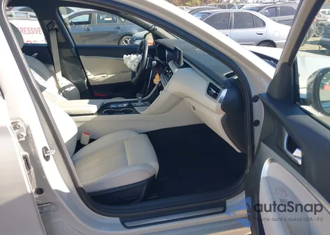 2024 Genesis G70 2.5T Awd from USA, damaged, VIN KMTG34SC1RU143017